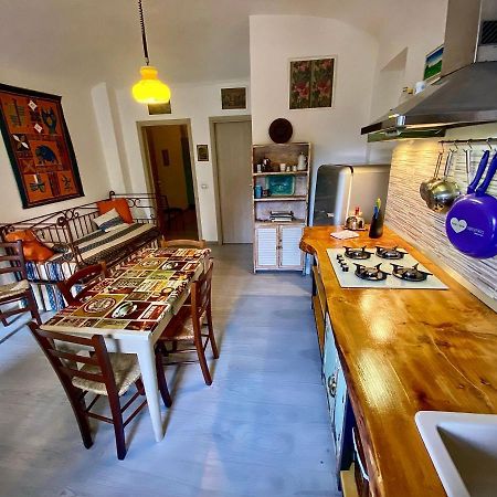 Appartamento In Tranquillo Borgo Vicino Al Centro 토리노 외부 사진
